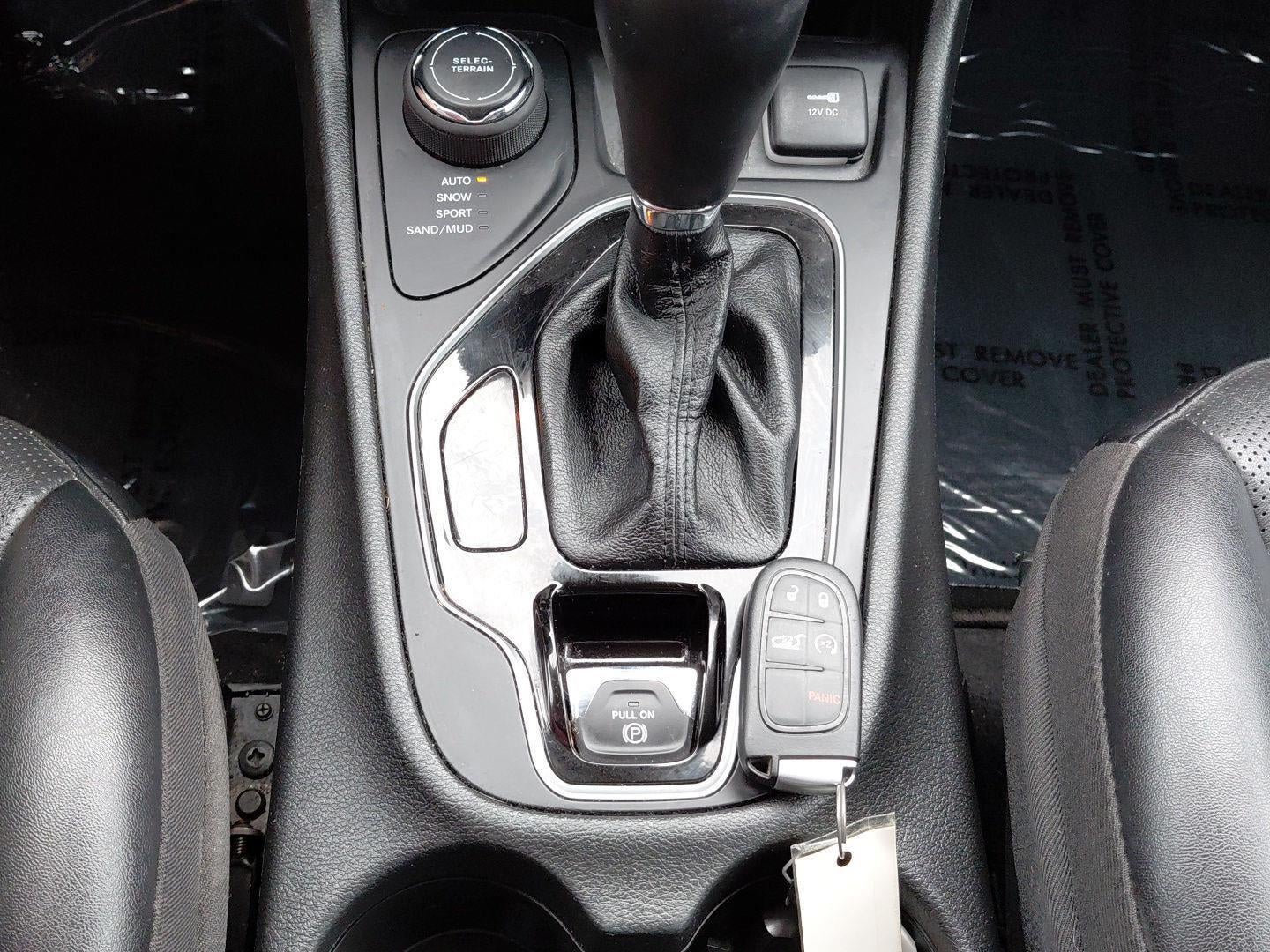 2023 Jeep Cherokee Altitude Lux