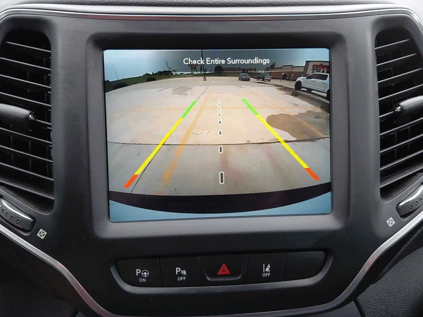 2023 Jeep Cherokee Altitude Lux