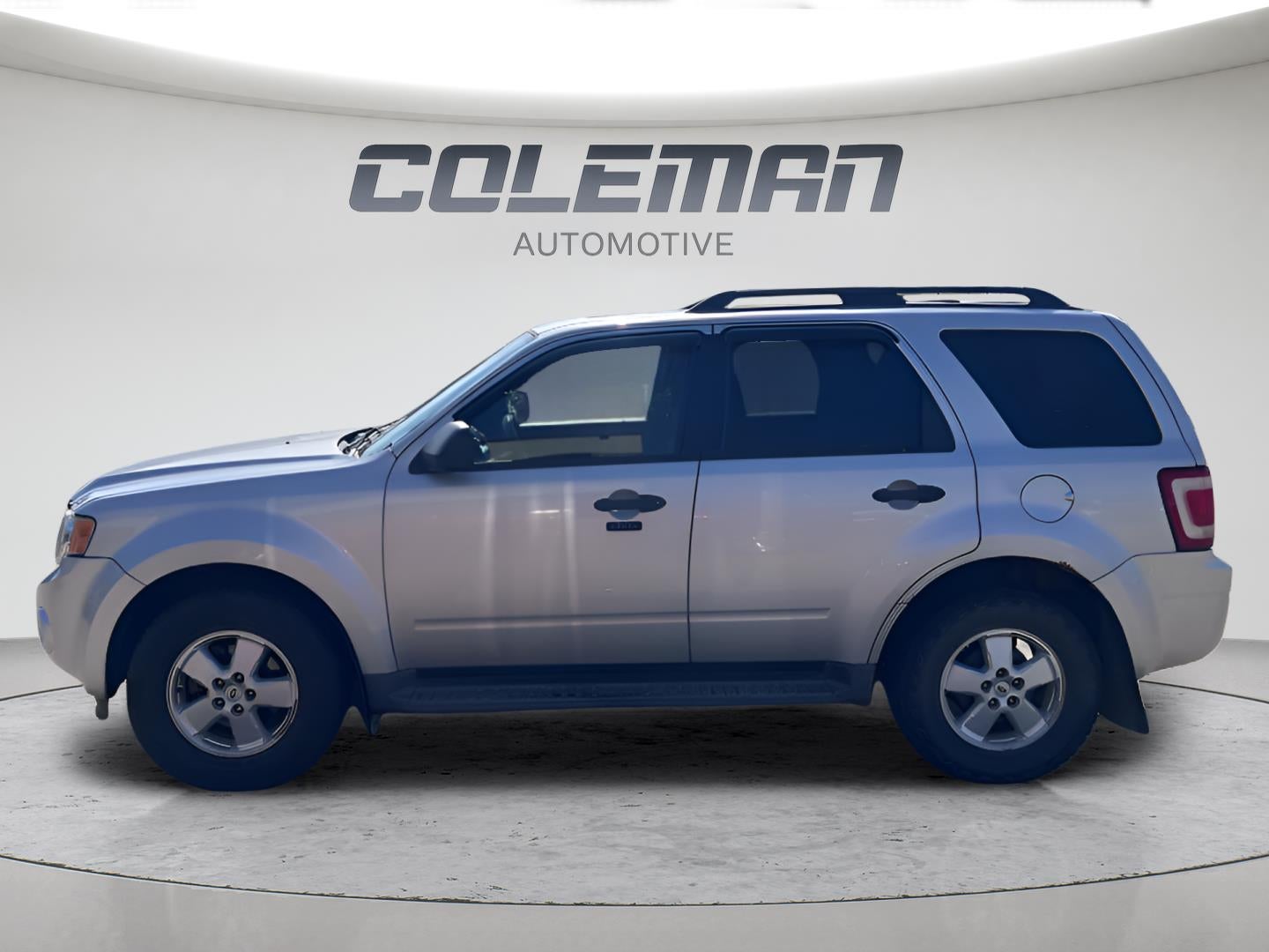 Used 2010 Ford Escape XLT with VIN 1FMCU0D73AKA02481 for sale in Spirit Lake, IA