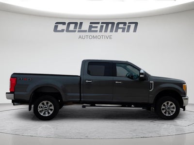 2017 Ford Super Duty F-350 SRW Lariat