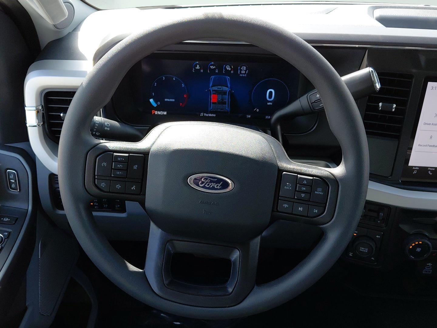 2026 Ford Super Duty F-350 XLT