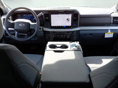 2026 Ford Super Duty F-350 XLT