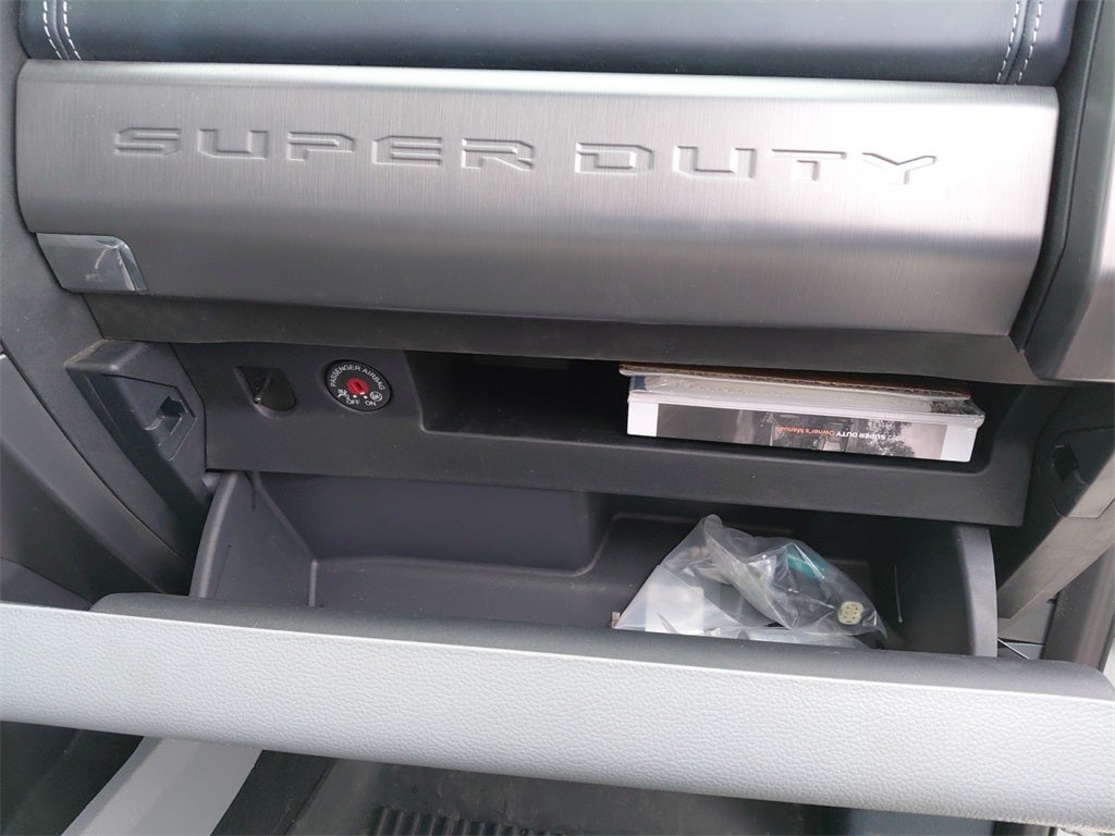 2022 Ford F-350SD Limited