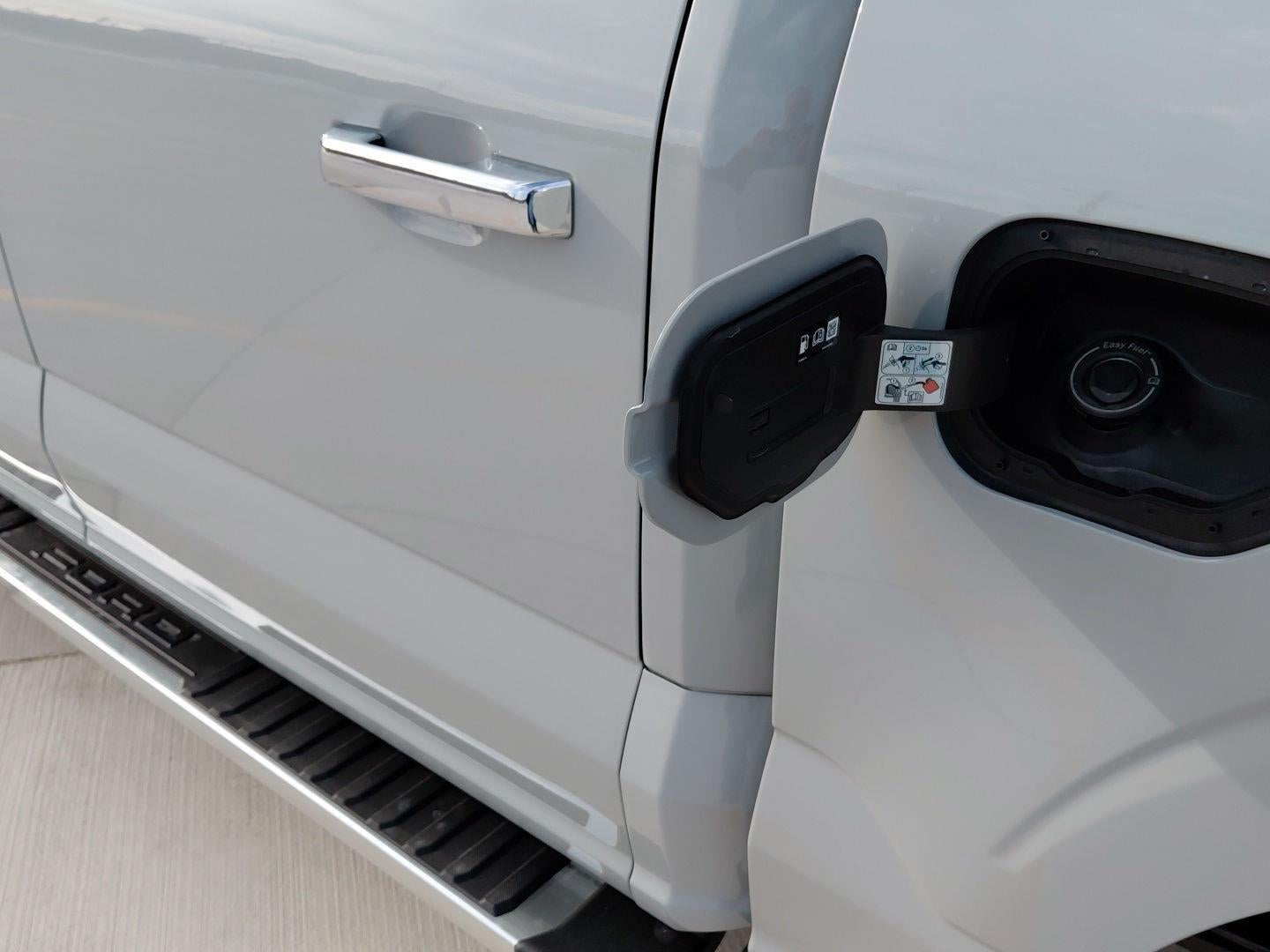 2026 Ford F-150 LARIAT 4WD SuperCrew 5.5' Box