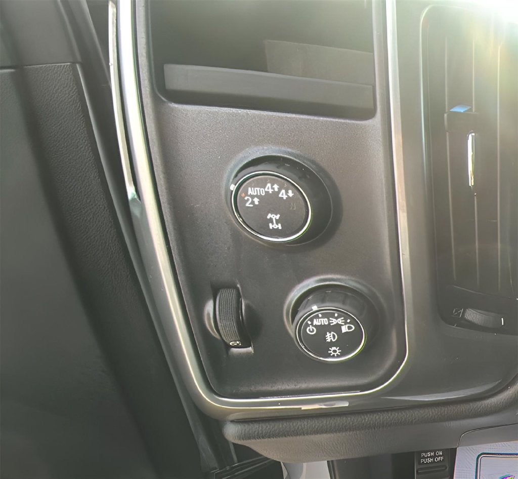 2018 Chevrolet Silverado 1500 LT LT1