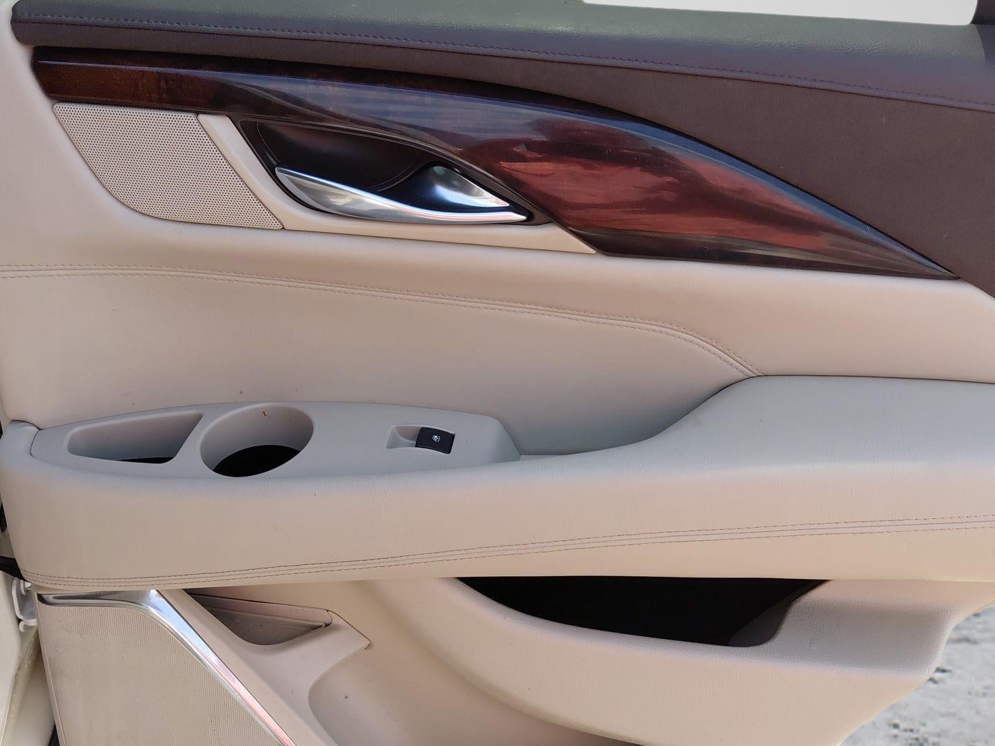 2015 Cadillac Escalade Luxury