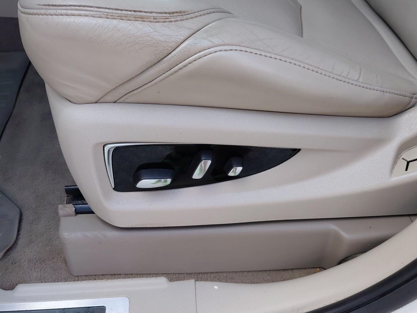 2015 Cadillac Escalade Luxury