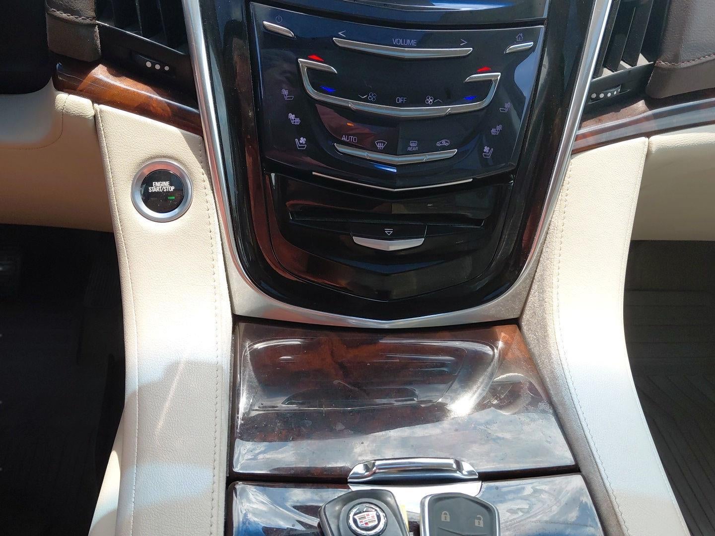 2015 Cadillac Escalade Luxury