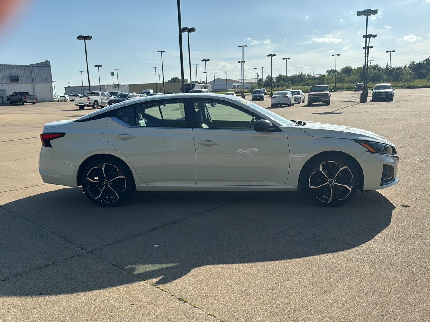2024 Nissan Altima 2.5 SR