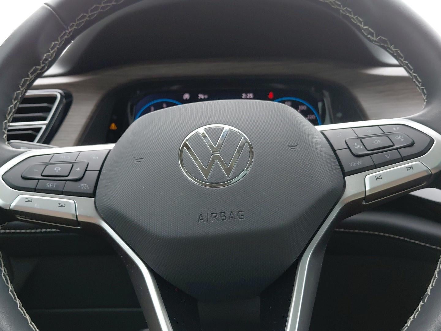 2024 Volkswagen Atlas 2.0T SEL