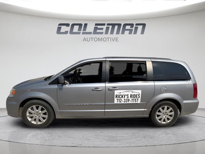 2013 Chrysler Town & Country Touring