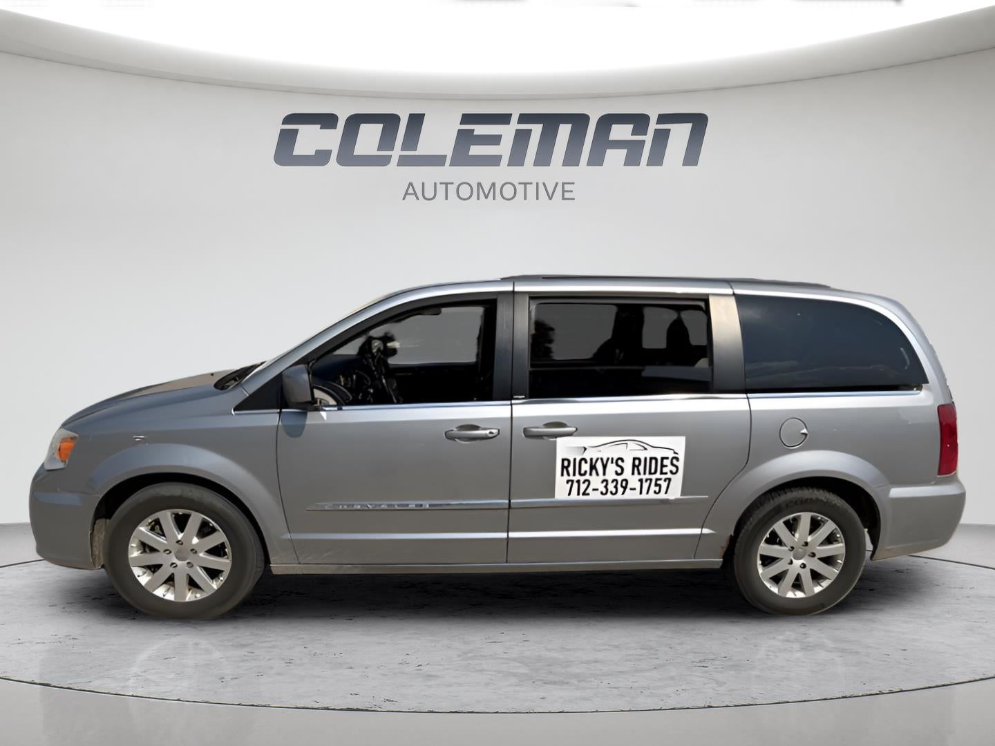 2013 Chrysler Town & Country Touring