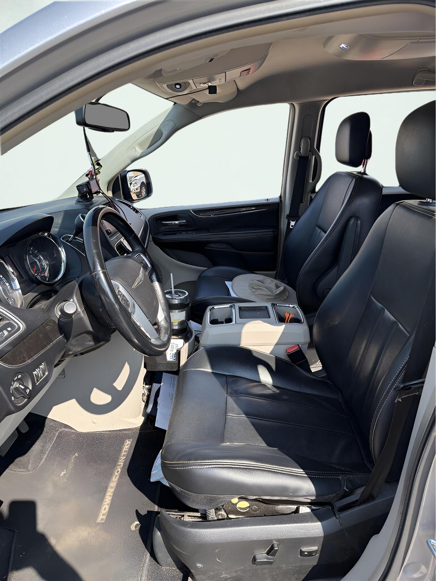 2013 Chrysler Town & Country Touring