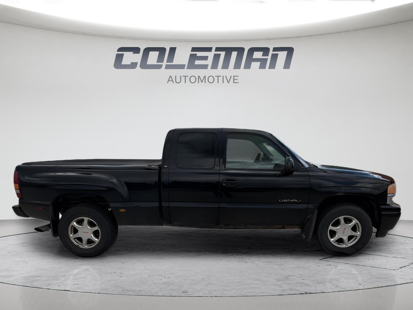 2002 GMC Sierra 1500 Denali