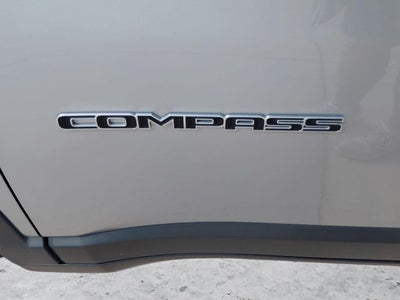 2023 Jeep Compass Latitude Lux