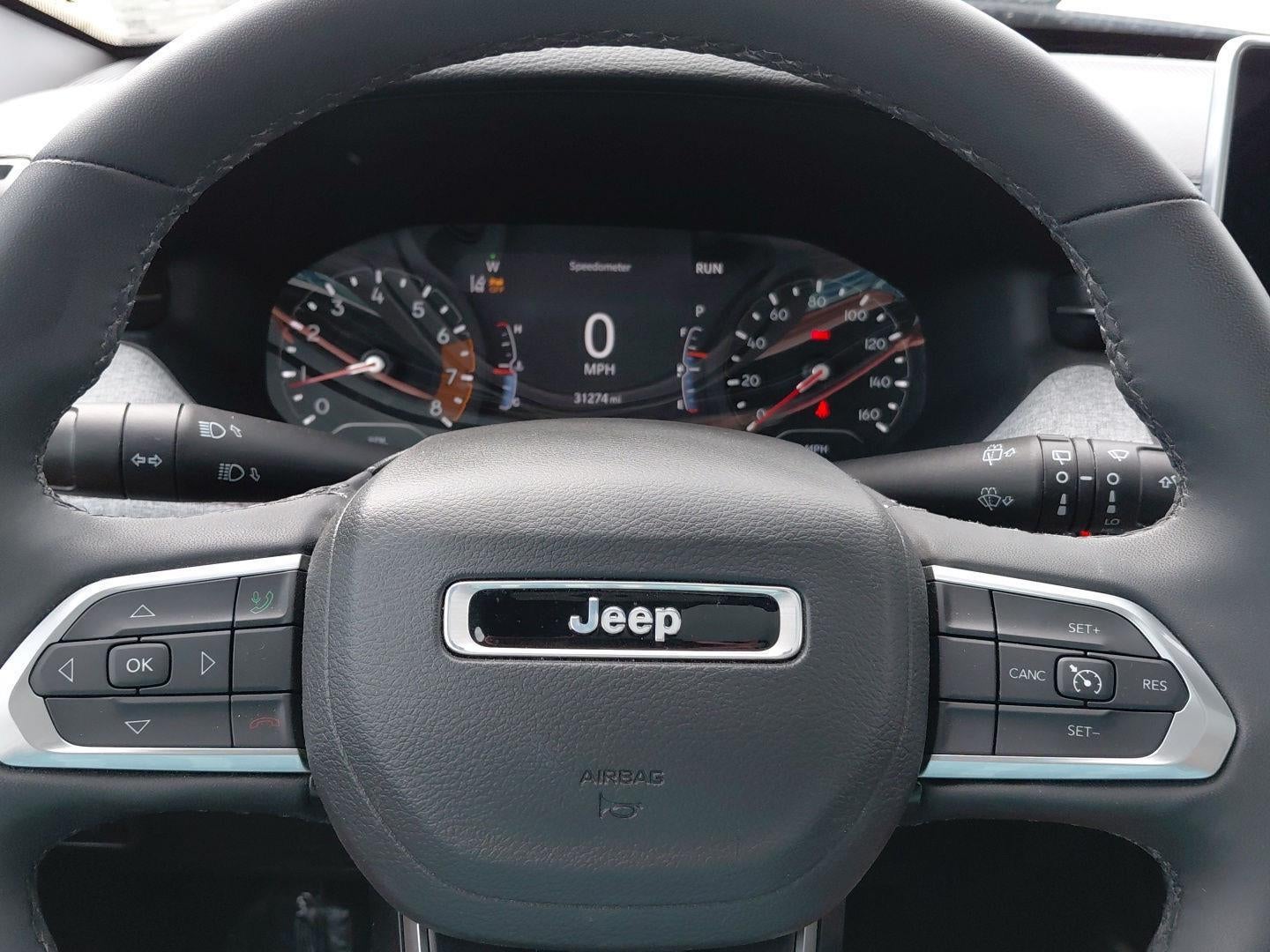 2023 Jeep Compass Latitude Lux