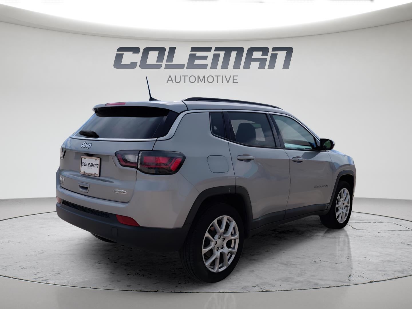 2023 Jeep Compass Latitude Lux