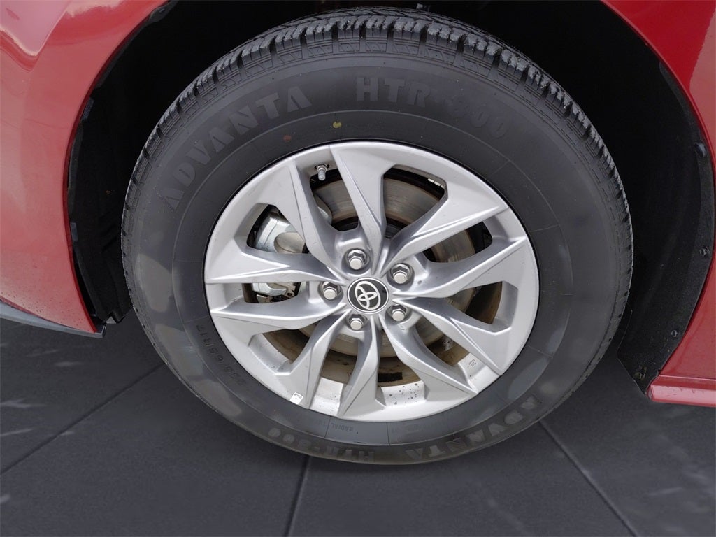 2024 Toyota Sienna LE 8 Passenger