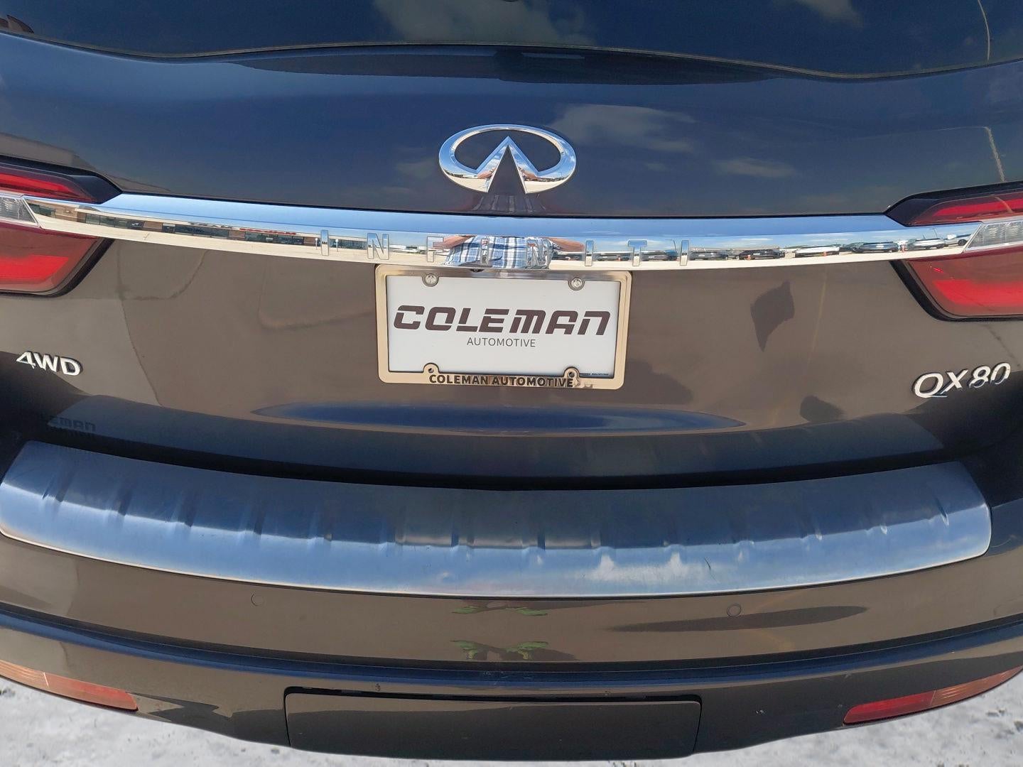 2024 INFINITI QX80 LUXE